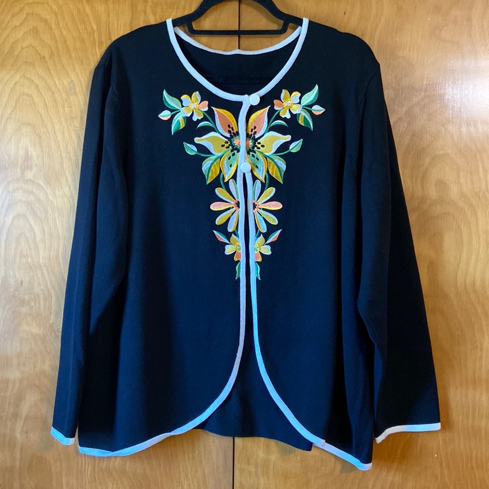 Bob Mackie Wearable Art Black Floral Button Embroidered Cardigan. Size 2XL